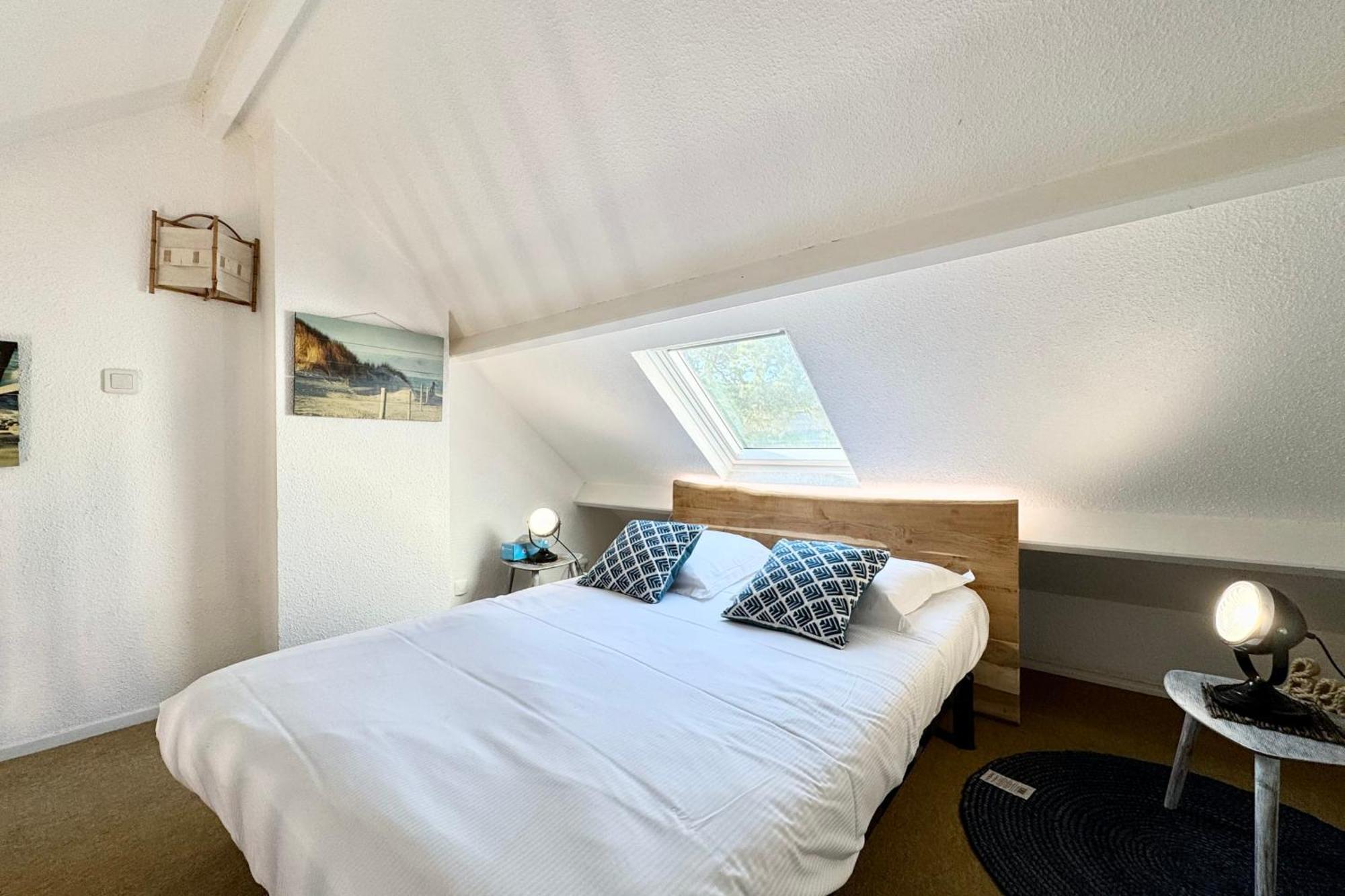 Maisonnette De Charme Bord De Mer Piscine 기델 외부 사진